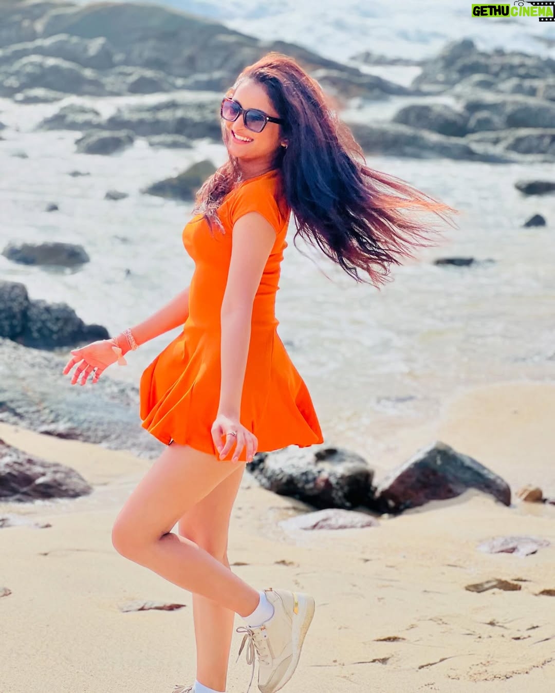 Monika Yadav - 1.8K Likes - Feeling like a sunscreen🌤️🧴
.
#sunkissed #photoshoot #photooftheday #photography #phuket #beach #instagood #instagram #love #thailand #newpost #monikayadav #likesforlike #instaphoto