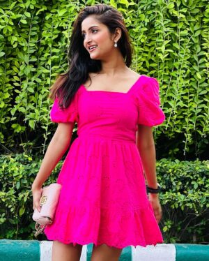 Monika Yadav Instagram - Pink kissed💕
.
#monikayadav #outfitoftheday #fashion #photooftheday #instagram #post #instagood #zara