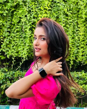 Monika Yadav Instagram - Pink kissed💕
.
#monikayadav #outfitoftheday #fashion #photooftheday #instagram #post #instagood #zara