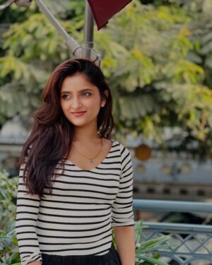 Monika Yadav Instagram - Sunday energy: Manifesting goals and good vibes only 🌈🚀
.
.
#ViralPost #ExplorePage #InstaViral #ContentCreator #TrendingNow #SocialMediaVibes #InstaDaily #ReelsOfInstagram #ReelItFeelIt #InstagramReels #PositiveVibesOnly #CreativeContent #InspoVibes #AestheticVibes #ChasingDreams #OceanVibes #TravelGram #PhotoOfTheDay #LifeInspo #MainCharacterEnergy