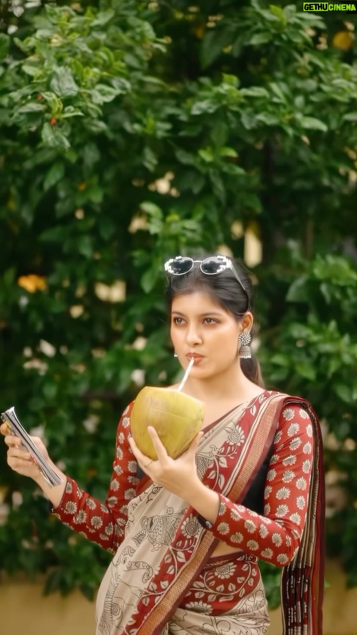 Monisha Blessy - 215.5K Likes - Street style but make it Indian heritage fashion 🤌🏼 

She pairs her chai with confidence and her saree with sneakers

Feat the talented @monisha.blessy with @karthikha_photography ‘s visual magic, @makeupandhairbyrehana ‘s minimal style and the classy styling and saree by @hafsaaddotcom 

Comment ‘LINK’ for direct link of the product 

#saree #monishablessy #sareelove #sareefashion #kalamkari #highfashion #chennai