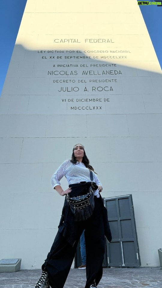 Moria Casán - 21.2K Likes - Thanks x la invitación a visitar mi Amado Obelisco.
Javier rodriguez ,Andrea Napoli @turismobuenosairesok