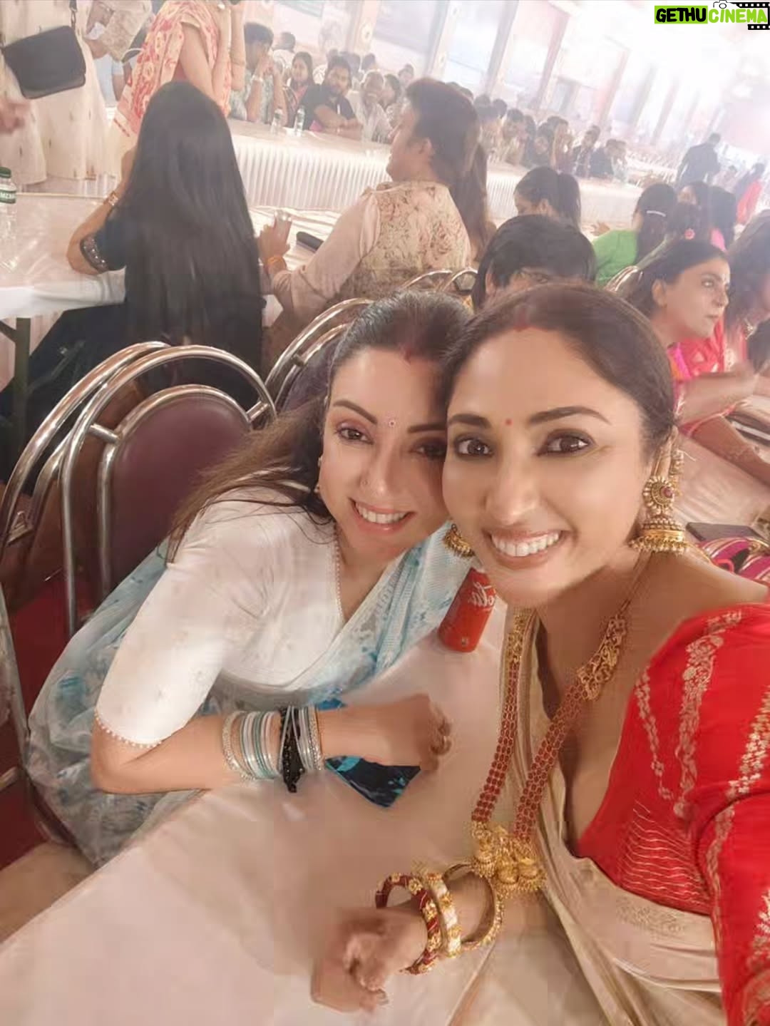 Mouli Ganguly - 7.5K Likes - Amar dugga dugga ma 🌺🪷❤️🙏
shubho ashtami
#durgapuja2025