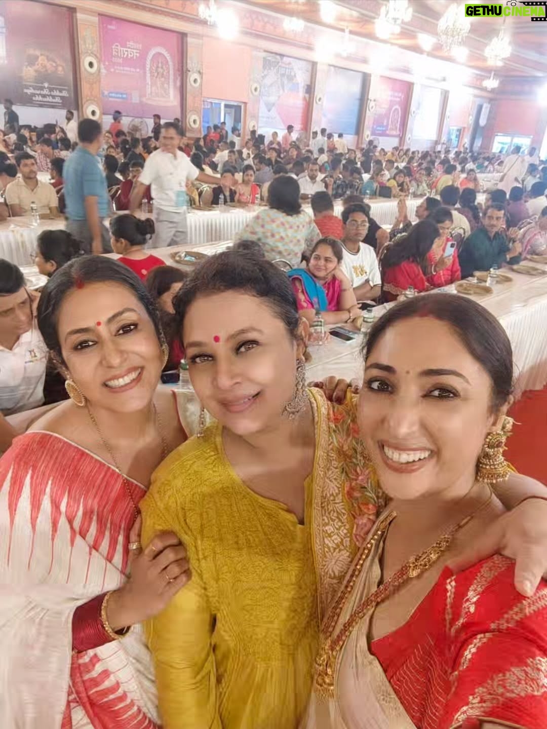 Mouli Ganguly - 7.5K Likes - Amar dugga dugga ma 🌺🪷❤️🙏
shubho ashtami
#durgapuja2025