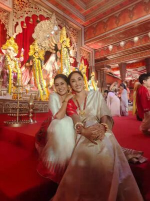 Mouli Ganguly Instagram - Amar dugga dugga ma šŗšŖ·ā¤ļøš
shubho ashtami
#durgapuja2025
