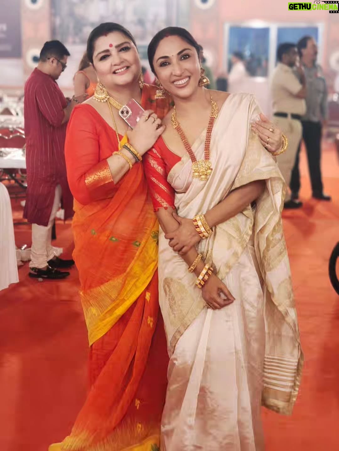 Mouli Ganguly - 7.5K Likes - Amar dugga dugga ma 🌺🪷❤️🙏
shubho ashtami
#durgapuja2025