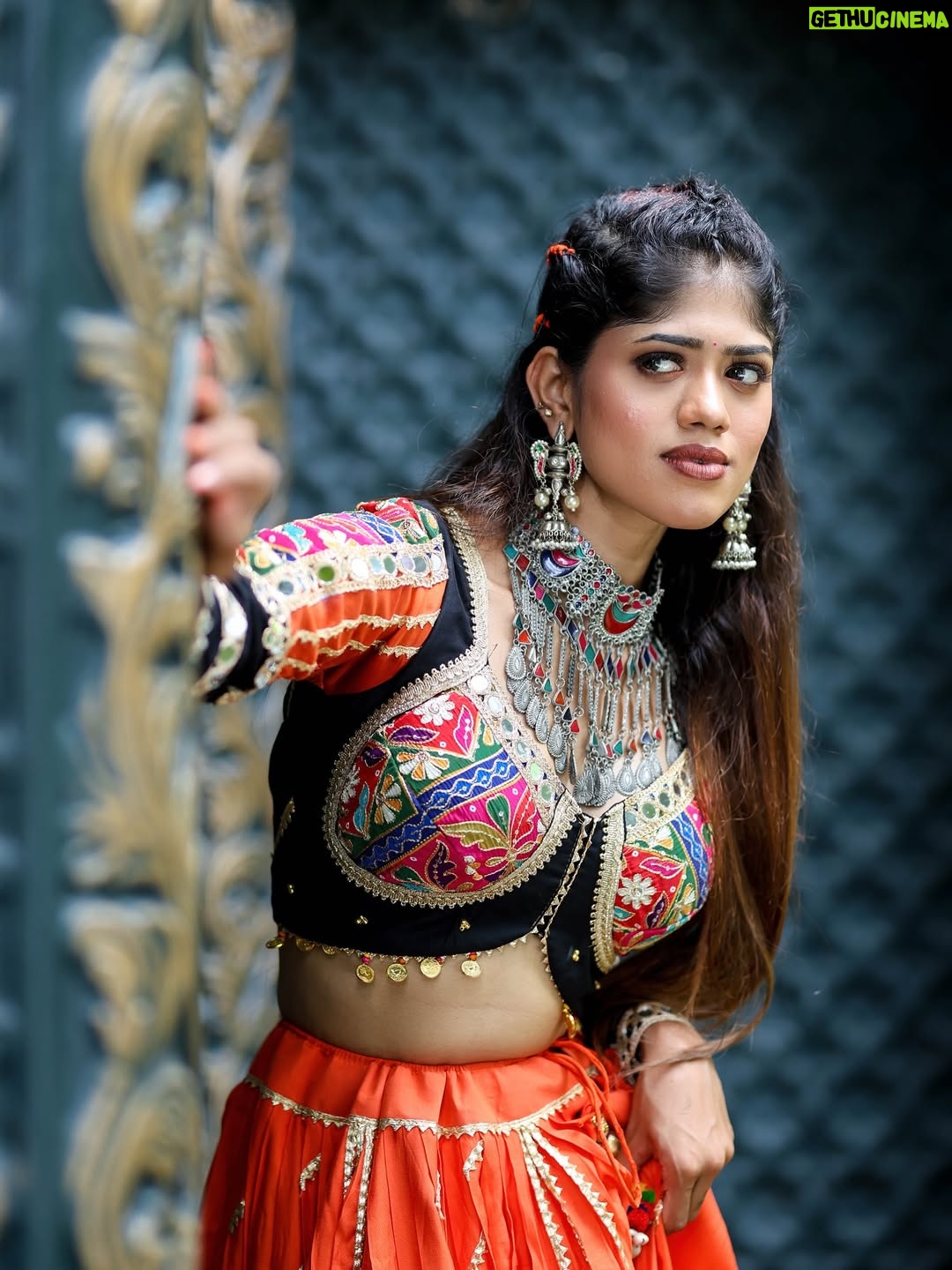 Mridhula korapati - 11.3K Likes - Radiance ✨

comment ur fav pic 🔱
Makeup : @glownshine_bridalmakeover
Camera : @kickyoga
Location : @elementsoneastcoast
Outfit : @avira_gurukul
Earrings : @aabaranam_adyar 

#navaratri #mridhulakorapati