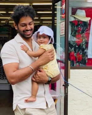 Mrunal Dusanis Instagram - Happy Birthday ..!!! 🎂❤️🎉🤗
Aata khup photos kadhayla havet aapan 🤪