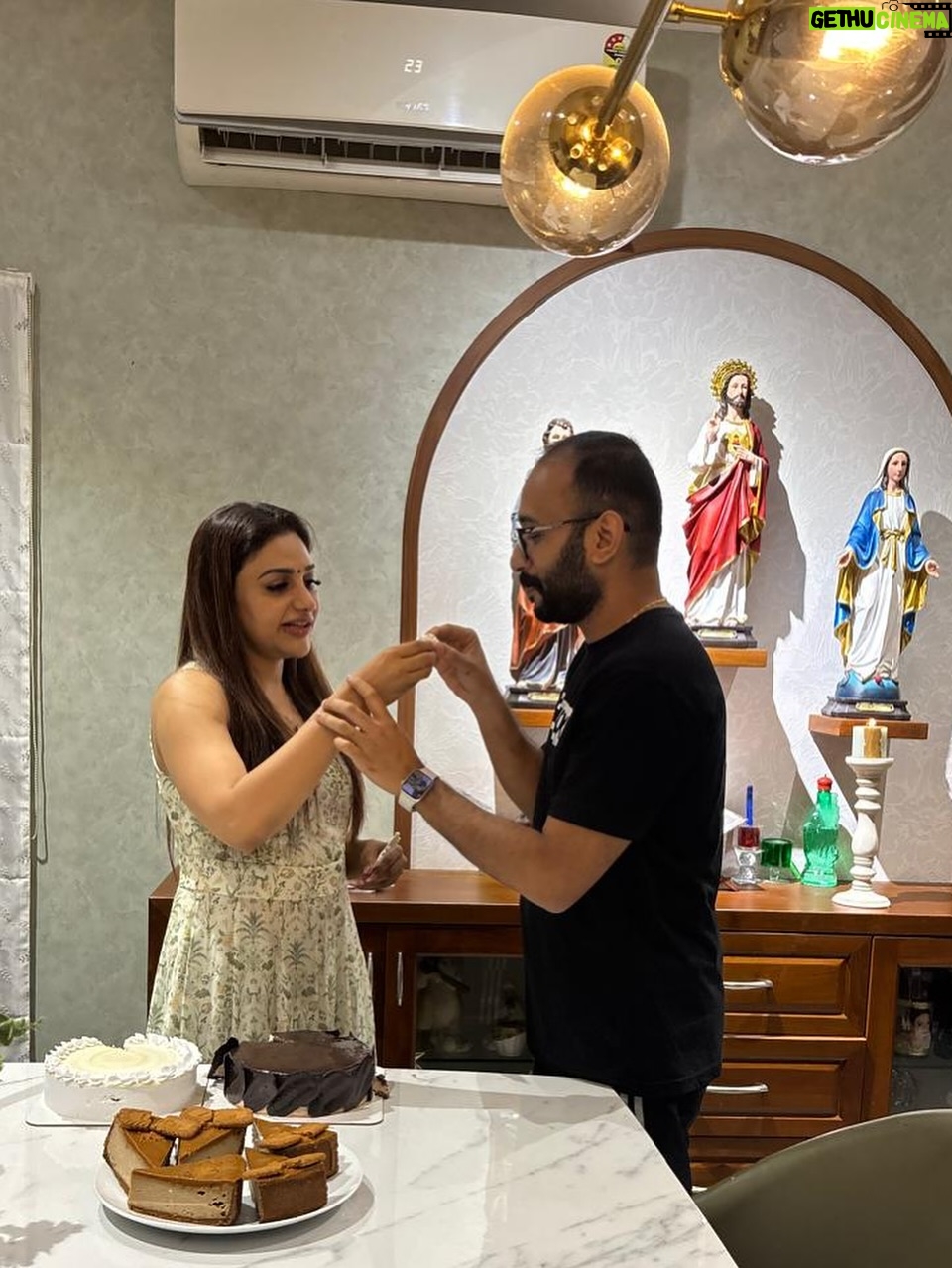 Muktha - 93.9K Likes - Happy Birthday chechy 🎂💖 @rimitomy You’re the best sister-in-law and the strongest pillar of our family🫂Wishing you endless happiness, love, and blessings ahead ✨
God Bless 🙏🏻