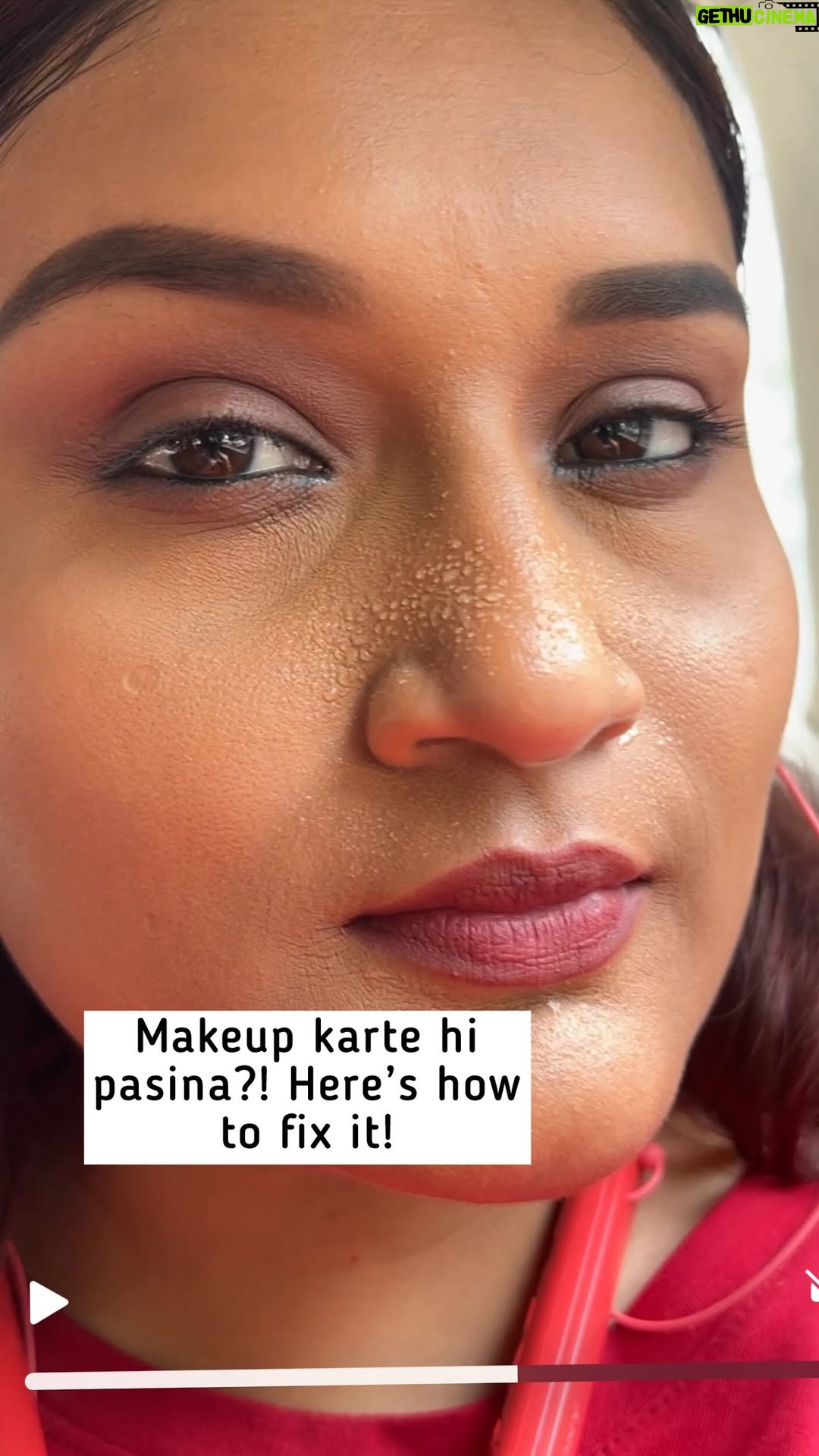 Mukul Richards - 1.3K Likes - 💄**Upper Lip Sweat Ruins Your Makeup?**💦
India ki garmi   makeup = disaster? Especially when pasina aata hai upper lip pe!
Aaj ke reel mein, I’m showing you how to control sweat while doing makeup – especially in sweaty zones like upper lip, nose & forehead.
👇Watch till the end for hacks that actually work in Indian weather!

#MakeupTipsIndia #SweatProofMakeup #MakeupInSummer #UpperLipSweat #IndianSkinMakeup #MakeupForBeginners #SweatySkinFix #MakeupHackHindi #DuskySkinMakeup #DarkCirclesAndBeyond #humidityproofmakeup