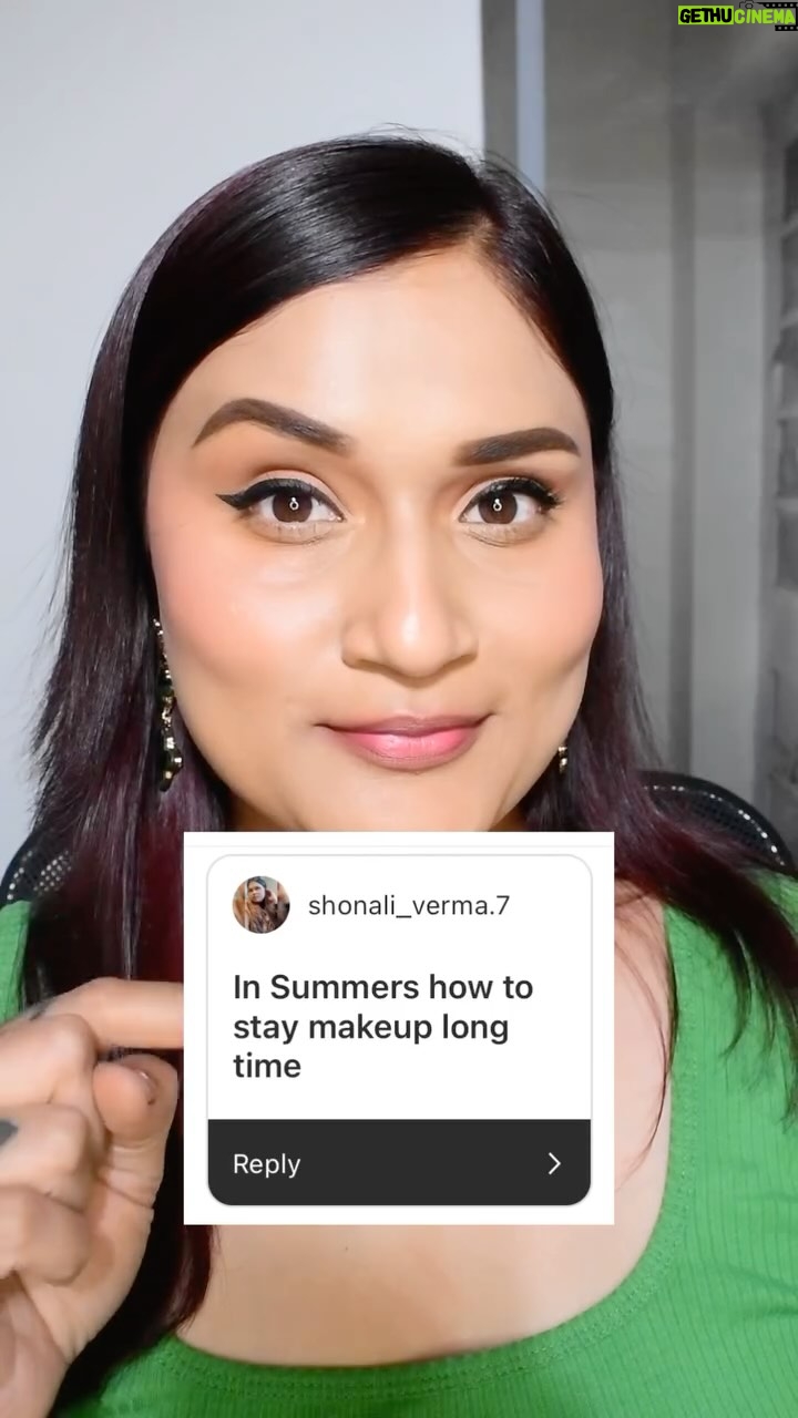 Mukul Richards - 1.1K Likes - Makeup melting in the heat?
Here’s your ultimate guide to making your makeup last all day in Indian summers – sweat, oil, and humidity-proof!
From skincare prep to the right powdering technique, I’ve explained everything that ACTUALLY works.
Especially for brown skin tones and Indian weather. Watch till the end and save this for your next glam day!

#MakeupTipsIndia #IndianMakeup #BrownSkinMakeup #SummerMakeupHacks #LongLastingMakeup #IndianBeautyCreators #SweatproofMakeup #MakeupForIndianWeather #DuskySkinFriendly #HyperpigmentationMakeup #IndianMakeupBrands #MakeupEducationIndia