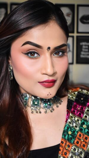 Mukul Richards Instagram - Not too old for makeup.. just too bold for your comfort 😜