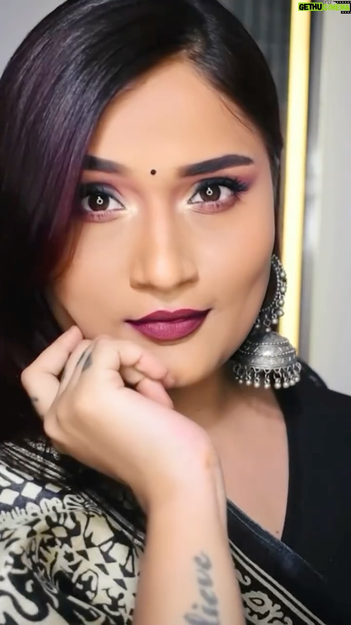 Mukul Richards - 1.3K Likes - Growing up is realizing the power your roots hold.
And sometimes, all it takes is a saree to remind you. 💛 #desielegance #sareenotsorry #millennialqueen