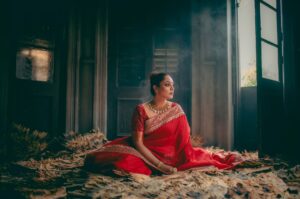 Mumtaz Sorcar Instagram - BROKEN WINGS
You can clip her wings. But you can never stop her from flying
Like a proverbial phoenix she will rise from her own ashes
Muse - @mumtaz_sorcar
Sari - @toga_india and @piece_of_mek
Jewellery - @anki_bunki_aditi
Make up - @makeupbysamrat
Production head - @shalinimunshi and @supar_natural
#wings #fly #woman #strength #wingsforlife #wingsoffire #wingstofly #wingsoffreedom