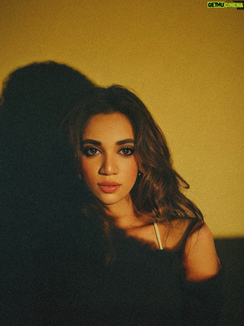 Muskaan - 3 Likes - ᥫ᭡