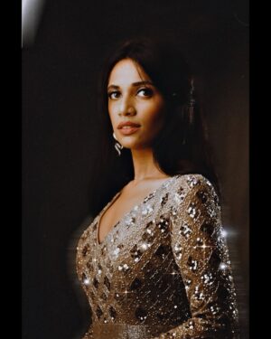 Muskaan Instagram - ✨

📸 @modelstudio_mumbai 
👗 @style_by_hetaljogi