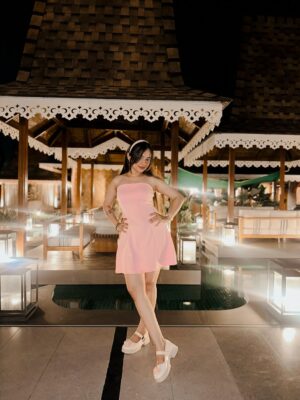 Muskan Panjwani Instagram - Her Face Card Never Declines