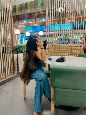 Muskan Panjwani Instagram - dear insta diary, it’s me againnnnnnnnnnn