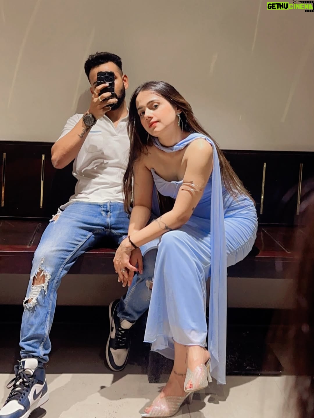Muskan Panjwani - 2.5K Likes - truly madly deeply