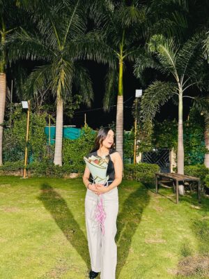 Muskan Panjwani Instagram - Is it just me, or do I still feel 20? 🥺🥺 #chapter25 🥹
#birthday2025 #25years