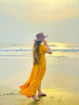 Muskan Panjwani Instagram - ☀️🌊💛🏵️