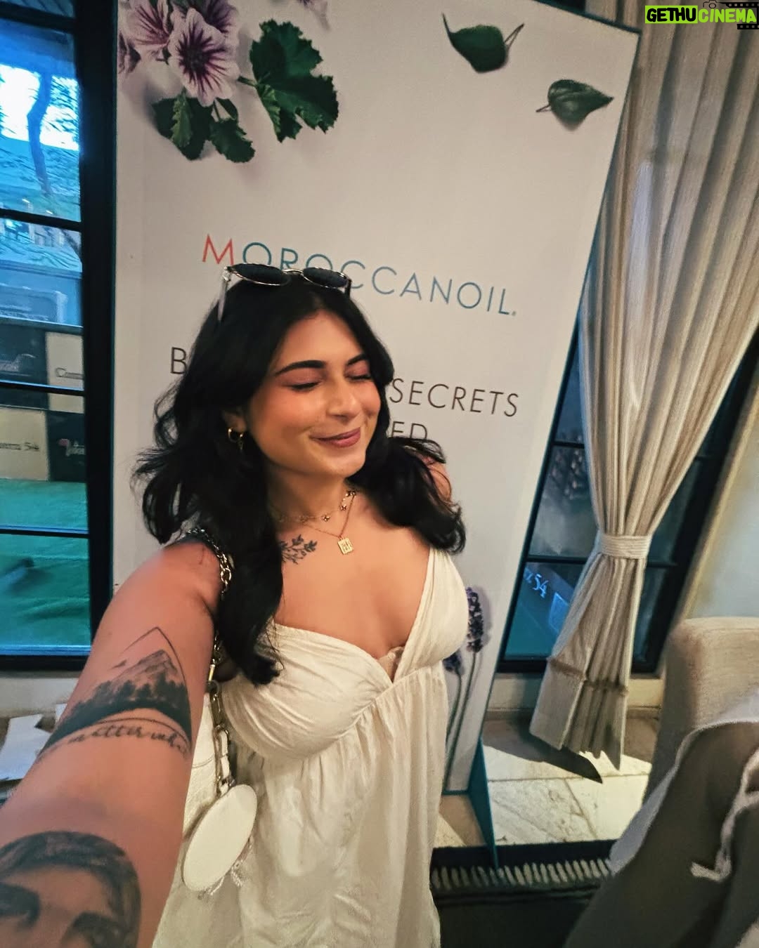 Muskan Roy - 3.9K Likes - loco 🤍

Dress: lokhandwala market 🤭