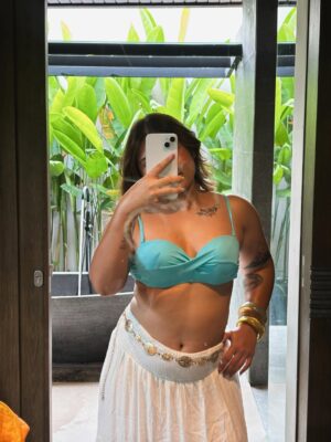 Muskan Roy Instagram - officially an island girl 🌊🌴🌺☀️
bikini top & skirt: @westsidestores
waist chain: Colaba