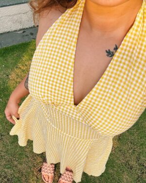 Muskan Roy Instagram - your yellow ☀️
.
.
outfit: @savana code: 1389132
You can use my coupon code Muskan97 for additional discounts!