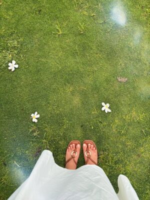Muskan Roy Instagram - nothing that a weekend getaway can’t fix 🧘🏻♀️🌤️🌴
@theforestclubresort @thezuperhotels