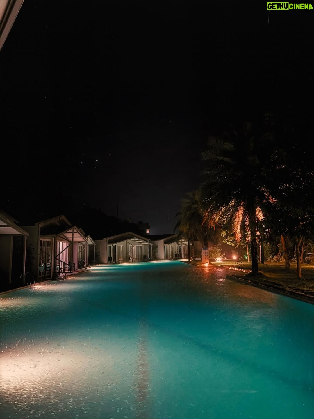 Muskan Roy - 2.9K Likes - nothing that a weekend getaway can’t fix 🧘🏻‍♀️🌤️🌴

@theforestclubresort @thezuperhotels