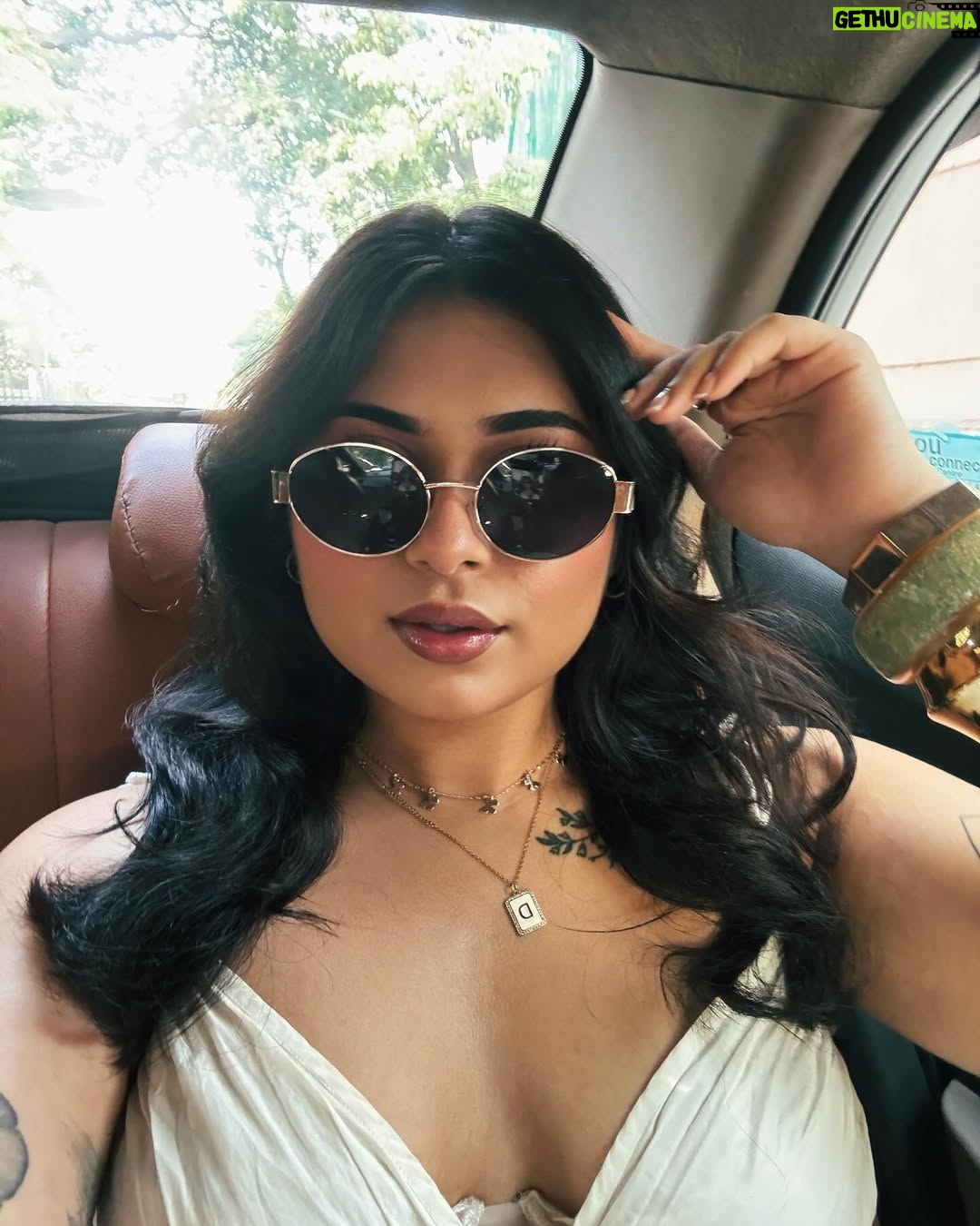 Muskan Roy - 3.9K Likes - loco 🤍

Dress: lokhandwala market 🤭