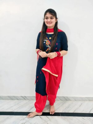 Muskan Thakur Instagram - 😍❤️😍
#ootd #punjabi #himachali #suit #girl #viral #trending #explore #muskan____thakur