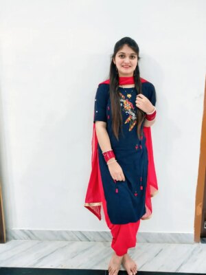 Muskan Thakur Instagram - 😍❤️😍
#ootd #punjabi #himachali #suit #girl #viral #trending #explore #muskan____thakur