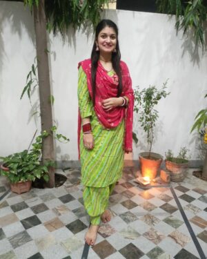 Muskan Thakur Instagram -