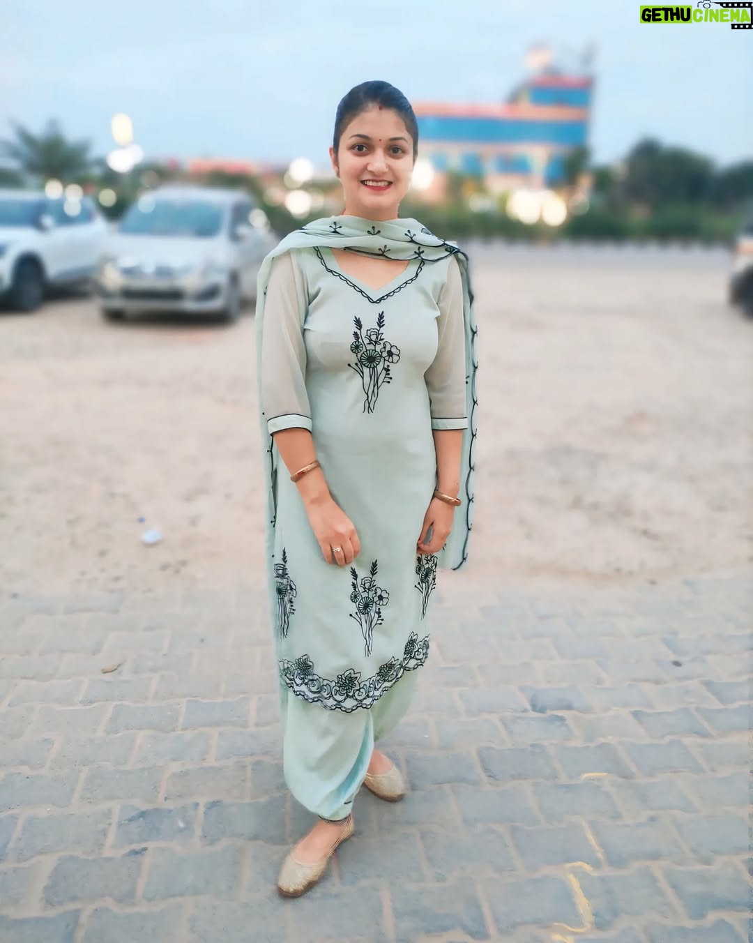 Muskan Thakur - 3.8K Likes - 😍❣️😍
#ootd #punjabi #himachali #suit #girl #viral #trending #explore #muskan____thakur