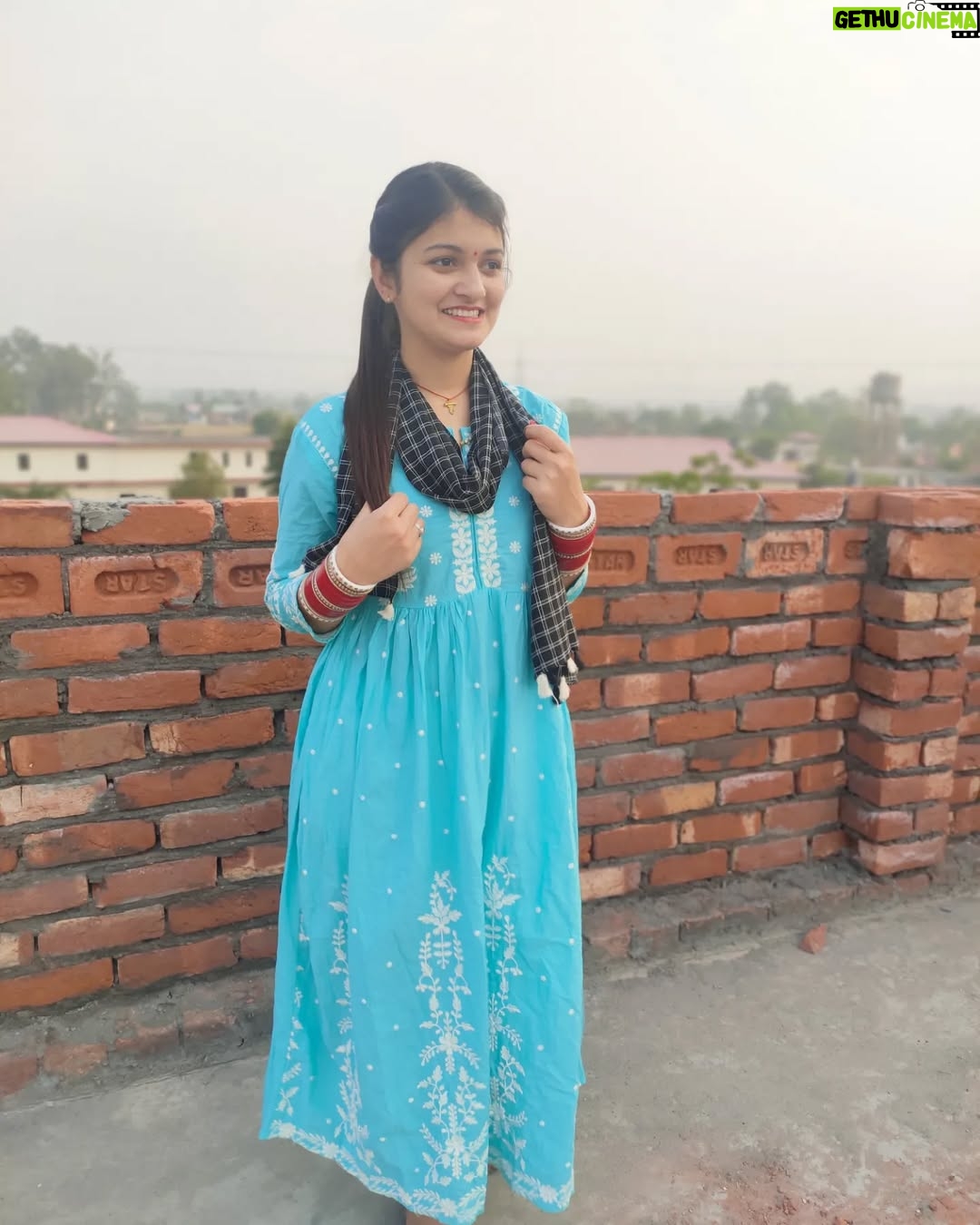 Muskan Thakur - 5.2K Likes - 🤍💙🤍

#ootd #punjabi #himachali #suit #girl