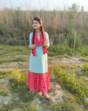 Muskan Thakur Instagram - ❣️💝❣️
#ootd #punjabi #himachali #viral #trending #explore