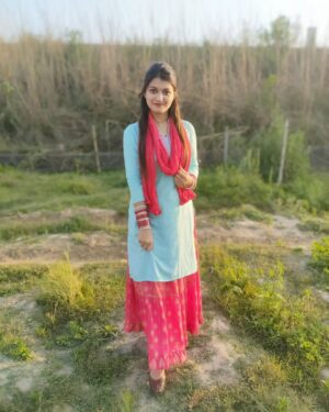 Muskan Thakur Instagram - ❣️💝❣️
#ootd #punjabi #himachali #viral #trending #explore