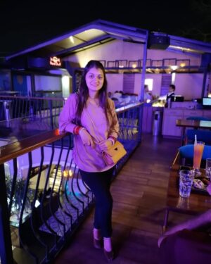 Muskan Thakur Instagram - 💞🖤💞
#ootd #chandigarh #thegreatkababfactory