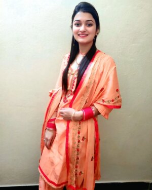 Muskan Thakur Instagram - 😍🧡😍
#ootd #punjabi #himachali #suit #girl #viral #trending #explore #muskan____thakur