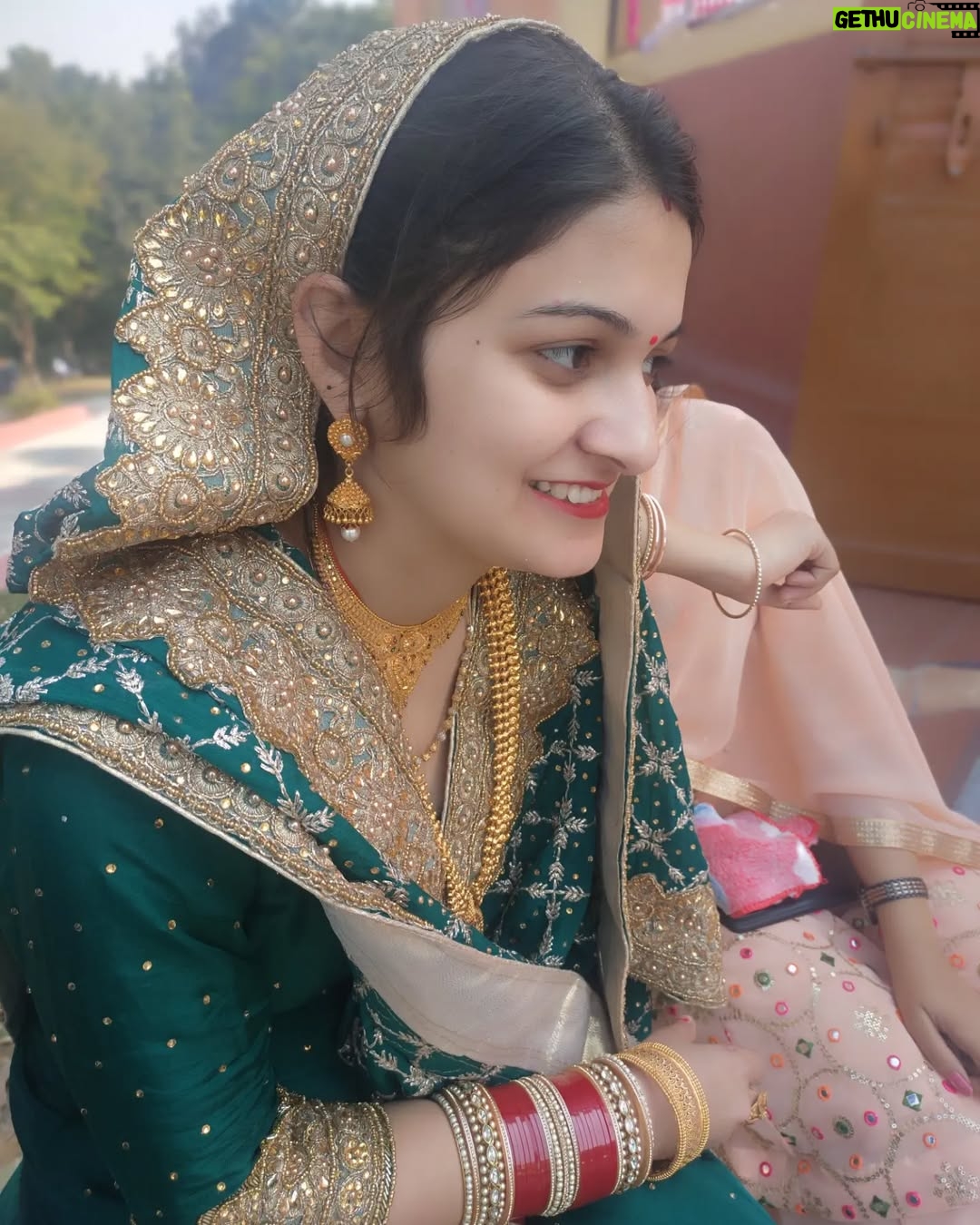 Muskan Thakur - 13.2K Likes - ❣️💚❣️
#ootd #punjabi #himachali #suit #girl #popular #trending #explore