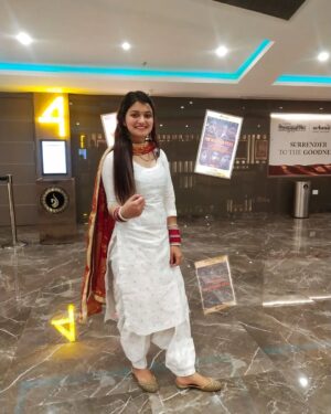 Muskan Thakur Instagram - 🤍❣️🤍
#ootd #punjabi #himachali #suit #girl #viral #trending #explore #muskan____thakur