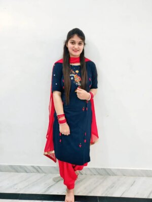 Muskan Thakur Instagram - 😍❤️😍
#ootd #punjabi #himachali #suit #girl #viral #trending #explore #muskan____thakur