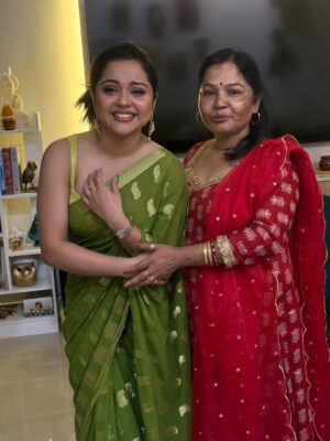 Nabanita Das Instagram - মা