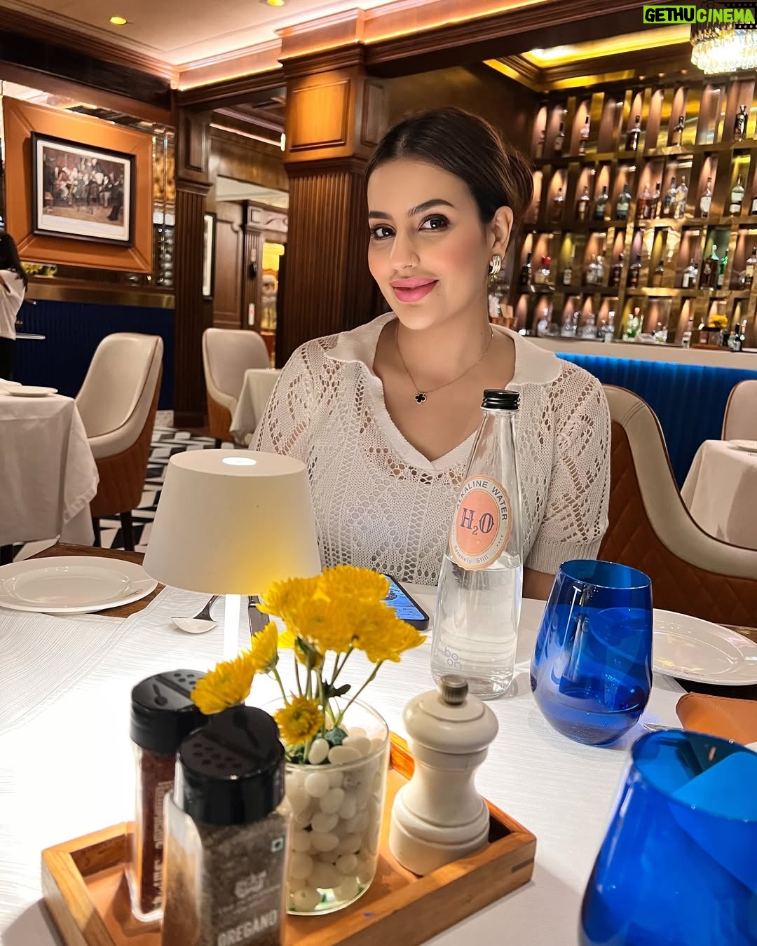 Nadine Das - 128 Likes - واخيراً صرنا نقدر نطلع نيهار معانا للمطاعم من غير ما يبهدل الدنيا ويكسر كل شي … 
اللهم لك الف حمد وشكر