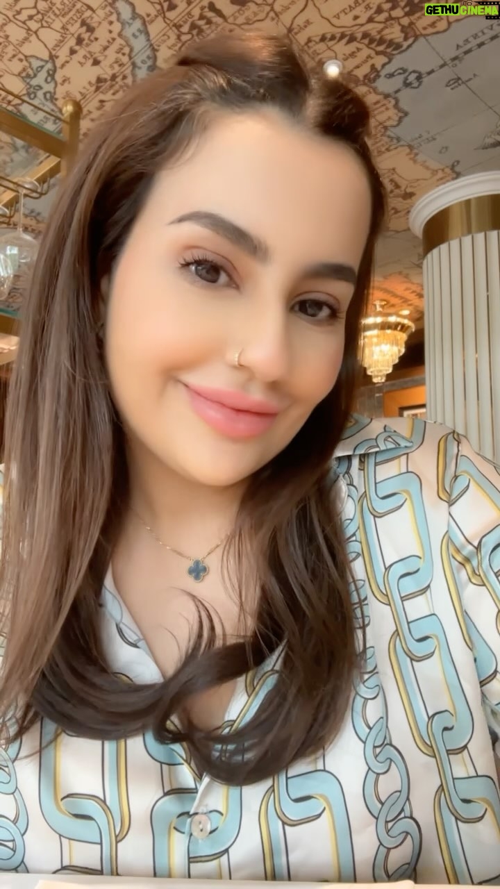 Nadine Das - 90 Likes - 