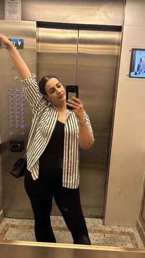 Nadine Das Instagram - أنا وبنات اختي نجرب اكل تايلندي من السوبر 
ماركت 7/11

انتظروا الجزء الثاني 
#nadinedas #7/11 #thailandvlog #explorer