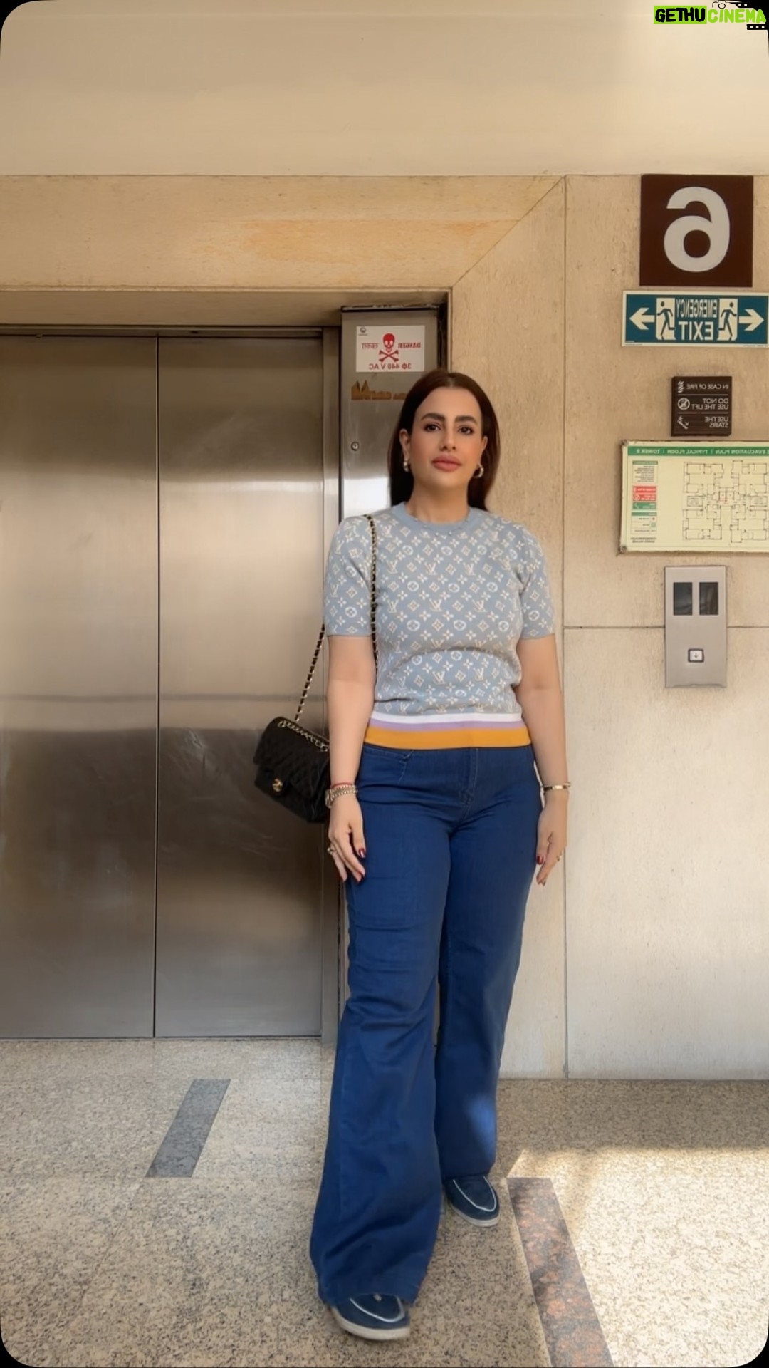 Nadine Das - 96 Likes - Outfit check