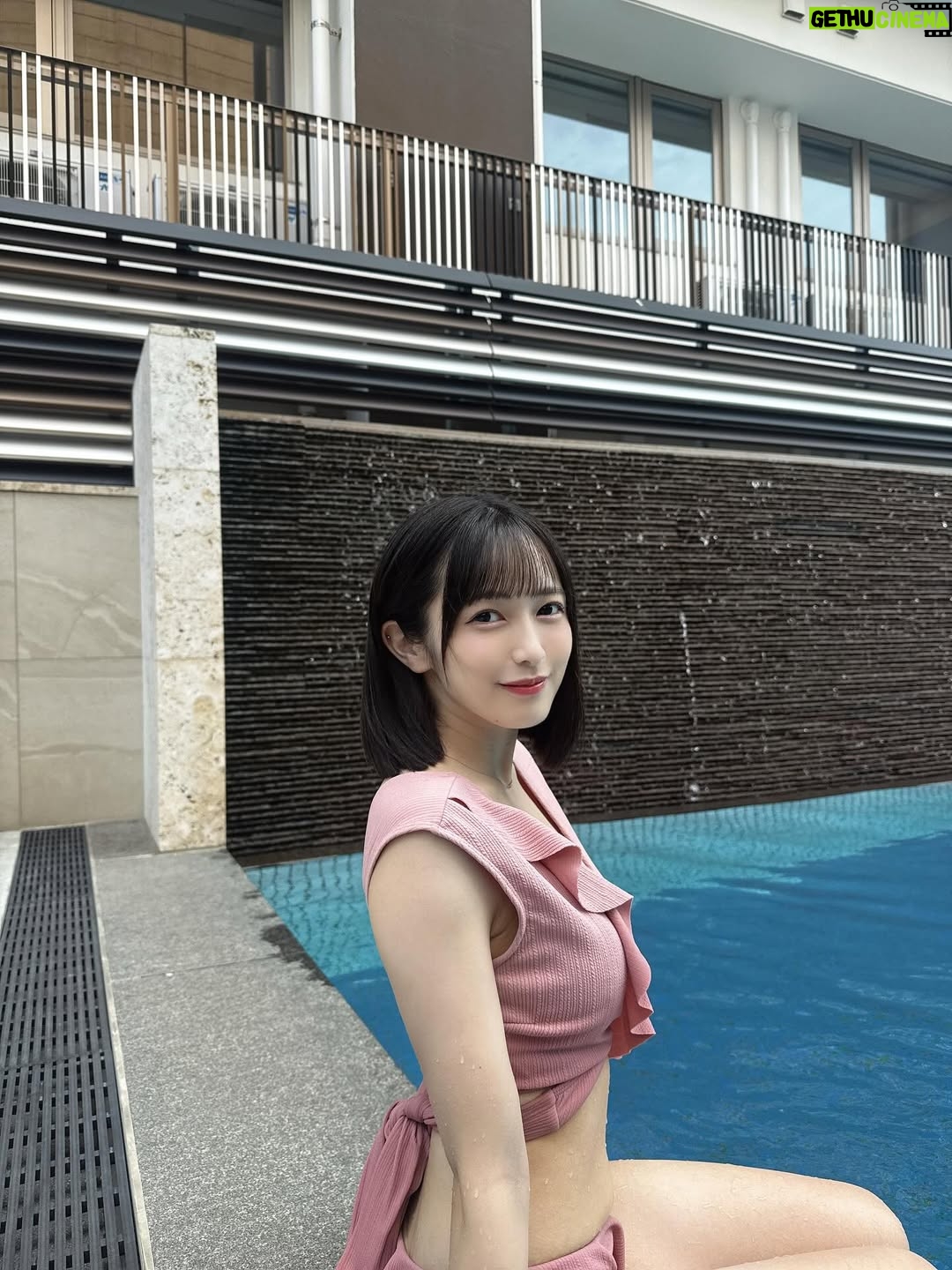 Nagisa Hayakawa - 2K Likes - .
念願のプールした👙