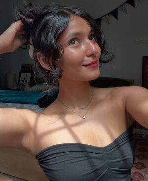Naina Uttam Instagram - 🌤️ came out for 5 mins, hence✨🫶🏼
PS: passage in the last snap hits a little too hard. Its from “The Tenant of Wildfell Hall” (1848) by Anne Brontë.